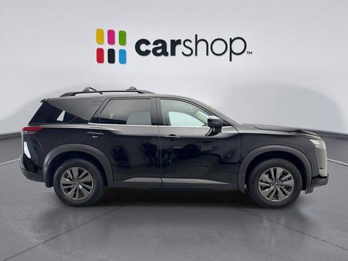 2024 Nissan Pathfinder SV 4WD