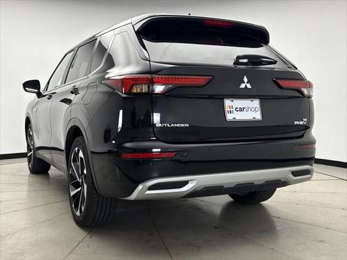2023 Mitsubishi Outlander PHEV SE S-AWC
