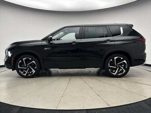 2023 Mitsubishi Outlander PHEV SE S-AWC