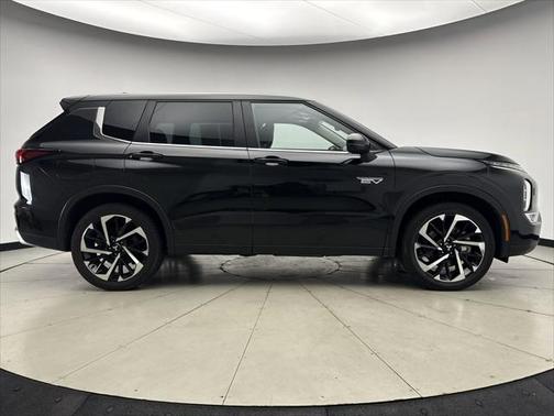 2023 Mitsubishi Outlander PHEV SE S-AWC