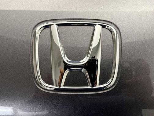 Modern Steel 2024 Honda HR-V LX
