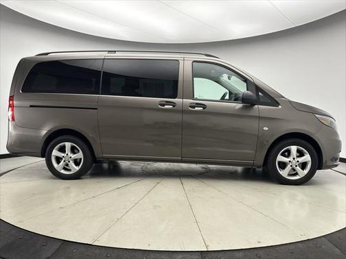 2016 Mercedes-Benz Metris Base