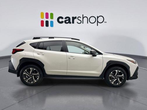 Crystal White Pearl 2024 Subaru Crosstrek Premium