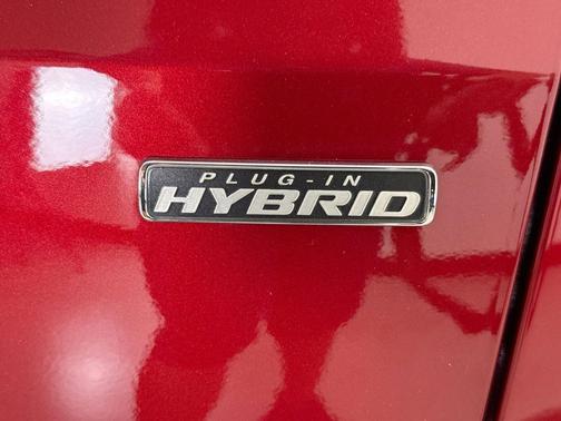 RAPID RED MET TINTED CC 2025 Ford Escape PHEV Base