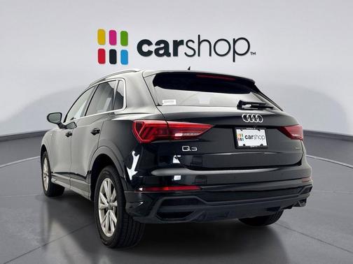 2023 Audi Q3 Premium 45 TFSI S line quattro Tiptronic