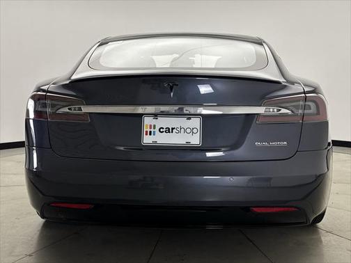 2020 Tesla Model S Performance