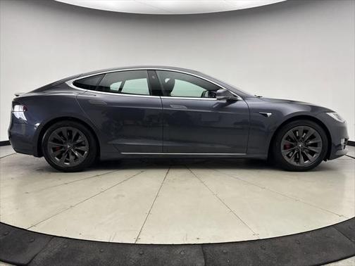 2020 Tesla Model S Performance