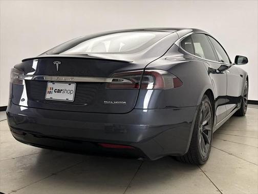 2020 Tesla Model S Performance