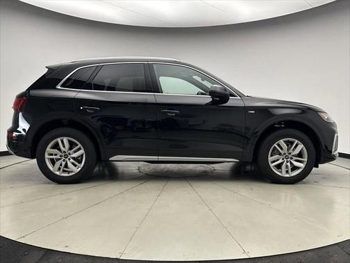 2024 Audi Q5 45 S line Premium