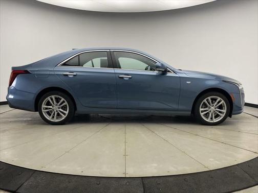 2024 Cadillac CT4 Luxury