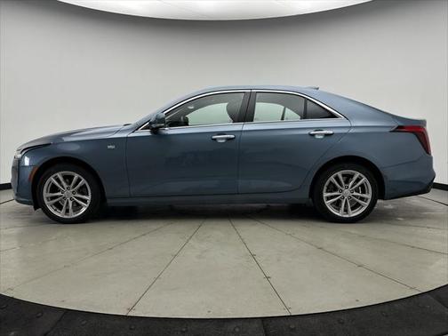 2024 Cadillac CT4 Luxury