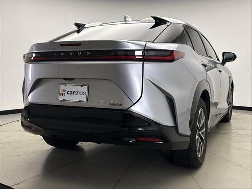 2023 Lexus RZ 450e Premium