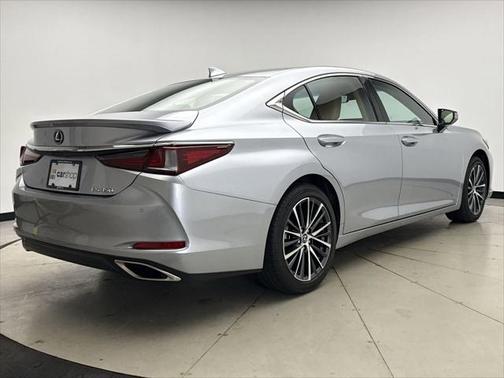 2022 Lexus ES 350 Base