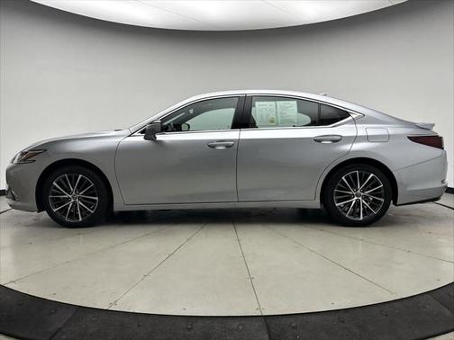 2022 Lexus ES 350 Base