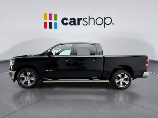 Diamond Black Crystal Pearlcoat 2023 RAM 1500 Laramie