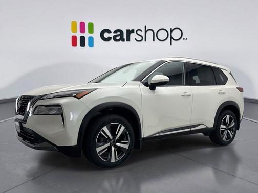 Pearl White Tricoat 2023 Nissan Rogue SL