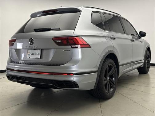 2023 Volkswagen Tiguan 2.0T SE R-Line Black 4MOTION