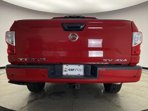 2022 Nissan Titan SV