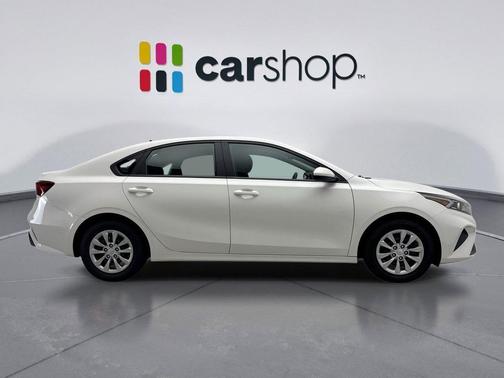 2022 Kia Forte FE