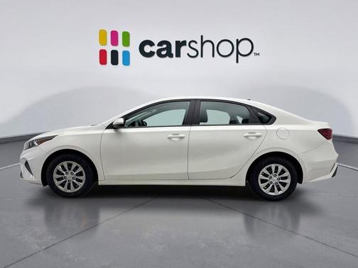 2022 Kia Forte FE