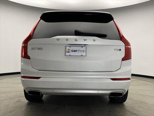 2020 Volvo XC90 T5 Momentum