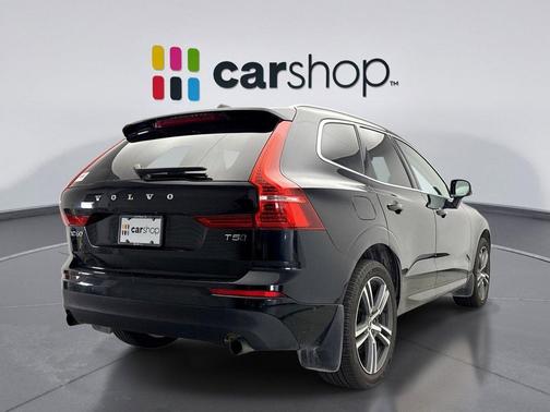 2019 Volvo XC60 T5 Momentum