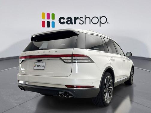 Pristine White Metallic Tri-Coat 2023 Lincoln Aviator Reserve AWD