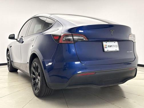 2022 Tesla Model Y Long Range Dual Motor All-Wheel Drive