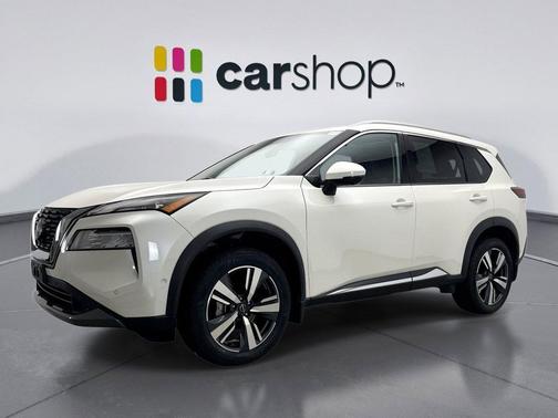 Pearl White Tricoat 2023 Nissan Rogue SL