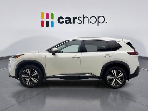 Pearl White Tricoat 2023 Nissan Rogue SL