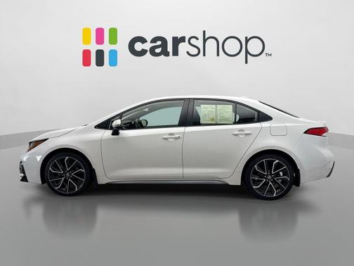 White 2022 Toyota Corolla SE