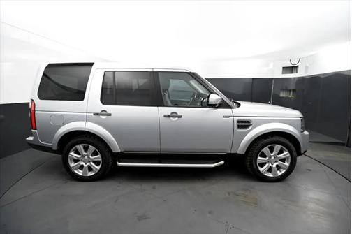 2016 Land Rover LR4 Base