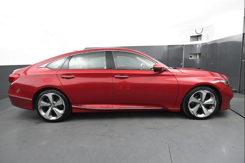2018 Honda Accord Touring 2.0T