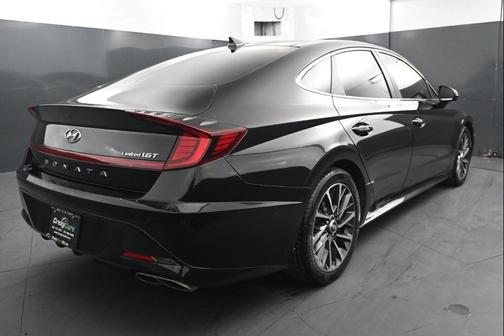 2021 Hyundai SONATA Limited