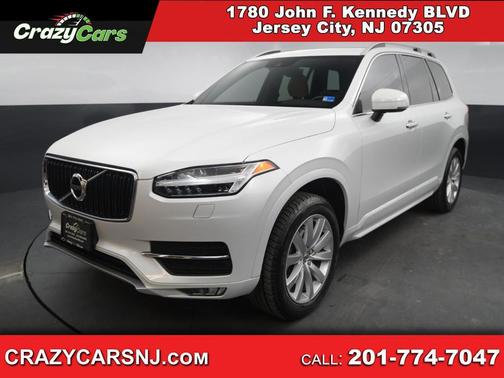 2017 Volvo XC90 T5 Momentum
