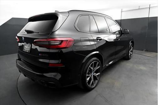 2020 BMW X5 M50i