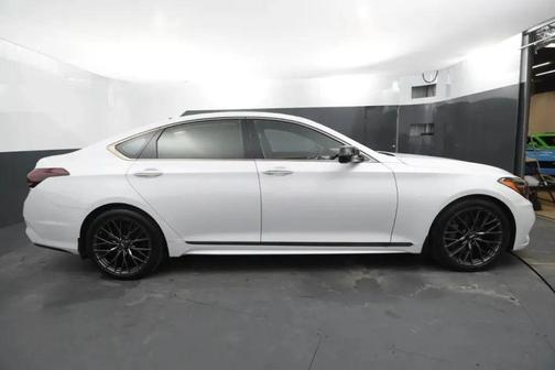 Casablanca White 2018 Genesis G80 3.3T Sport