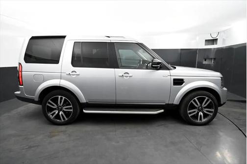 2016 Land Rover LR4 Base