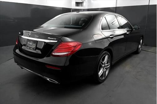 2017 Mercedes-Benz E-Class 4MATIC
