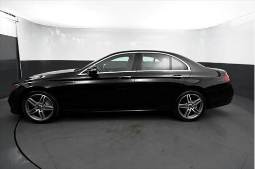 2017 Mercedes-Benz E-Class 4MATIC