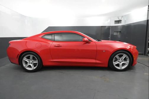 2018 Chevrolet Camaro 1LT