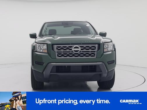 Green 2024 Nissan Frontier SV