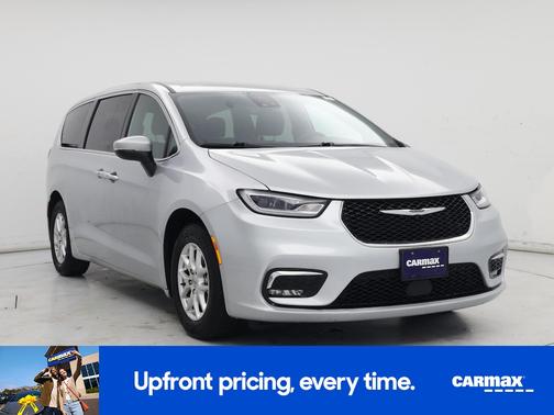 2023 Chrysler Pacifica Touring