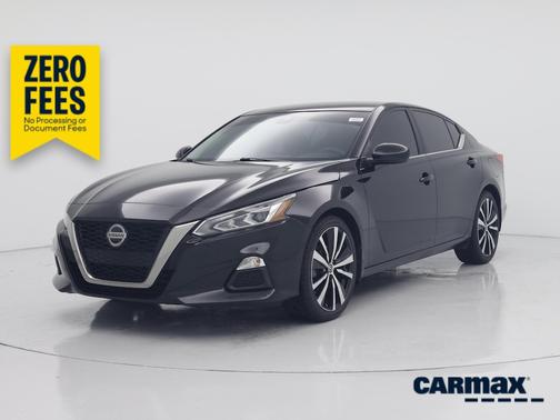 Black 2021 Nissan Altima SR