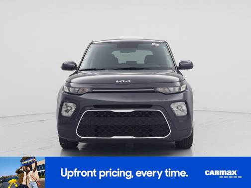 Gray 2022 Kia Soul LX