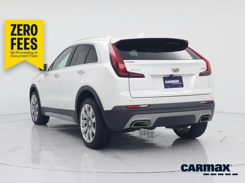 White 2021 Cadillac XT4 Premium Luxury
