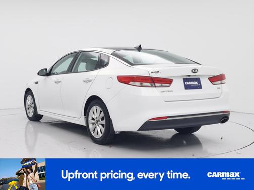 White 2018 Kia Optima EX