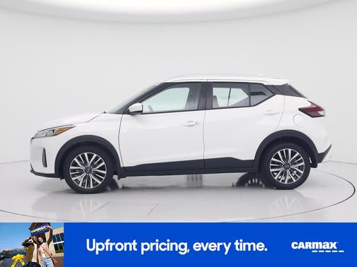 White 2024 Nissan Kicks SV