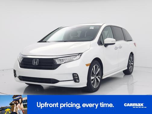 White 2023 Honda Odyssey Touring
