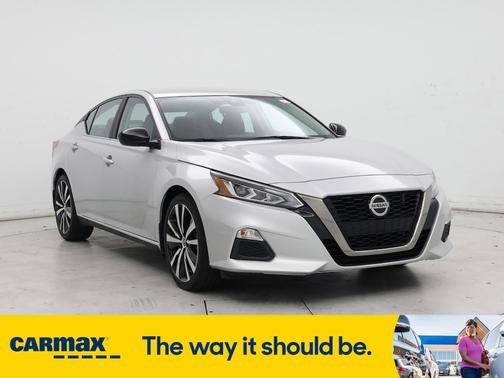 2020 Nissan Altima SR